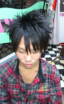 爽やか束感ショートスタイル